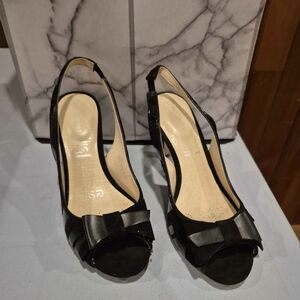 Elegant Black Slingback Heels